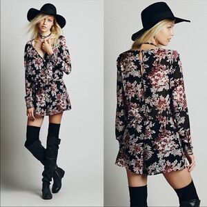 Free People Black & Pink Floral Deep V Neck Long Sleeve Romper Boho Chic Small